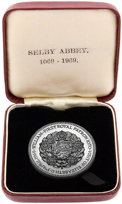 1969 900th Anniversary of Selby Abbey in presentation Box 