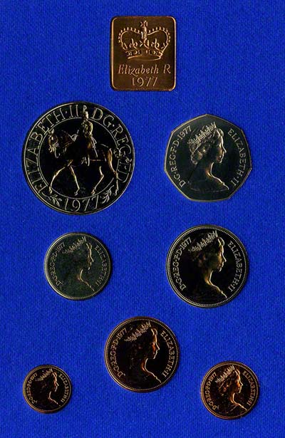 Obverse of the 1977 Royal Mint Coin Set