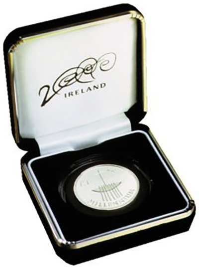 2000 Ireland One Punt Pound in Box