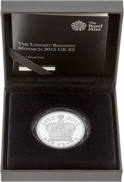 2015 Royal Mint Longest Reigning Monarch Five pound Crown in Presentation Box