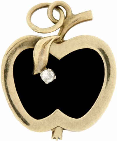 Onyx 'Apple' Pendant