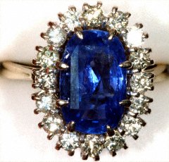 Oval Ceylon Sapphire & Diamond Cluster Ring