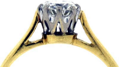 Second Hand Modern Brilliant Cut Diamond Solitaire in 18ct Yellow Gold