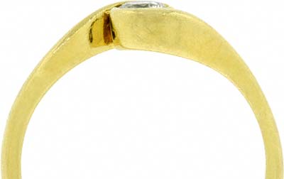 Rim Set Crossover in 18ct Yellow Gold