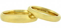 18 Carat Yellow Gold Wedding Rings